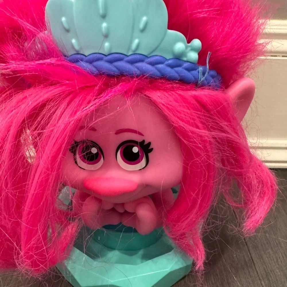 Dreamworks Trolls Poppy Doll with Pink Hair and Blue Tiara Styling Head Girls